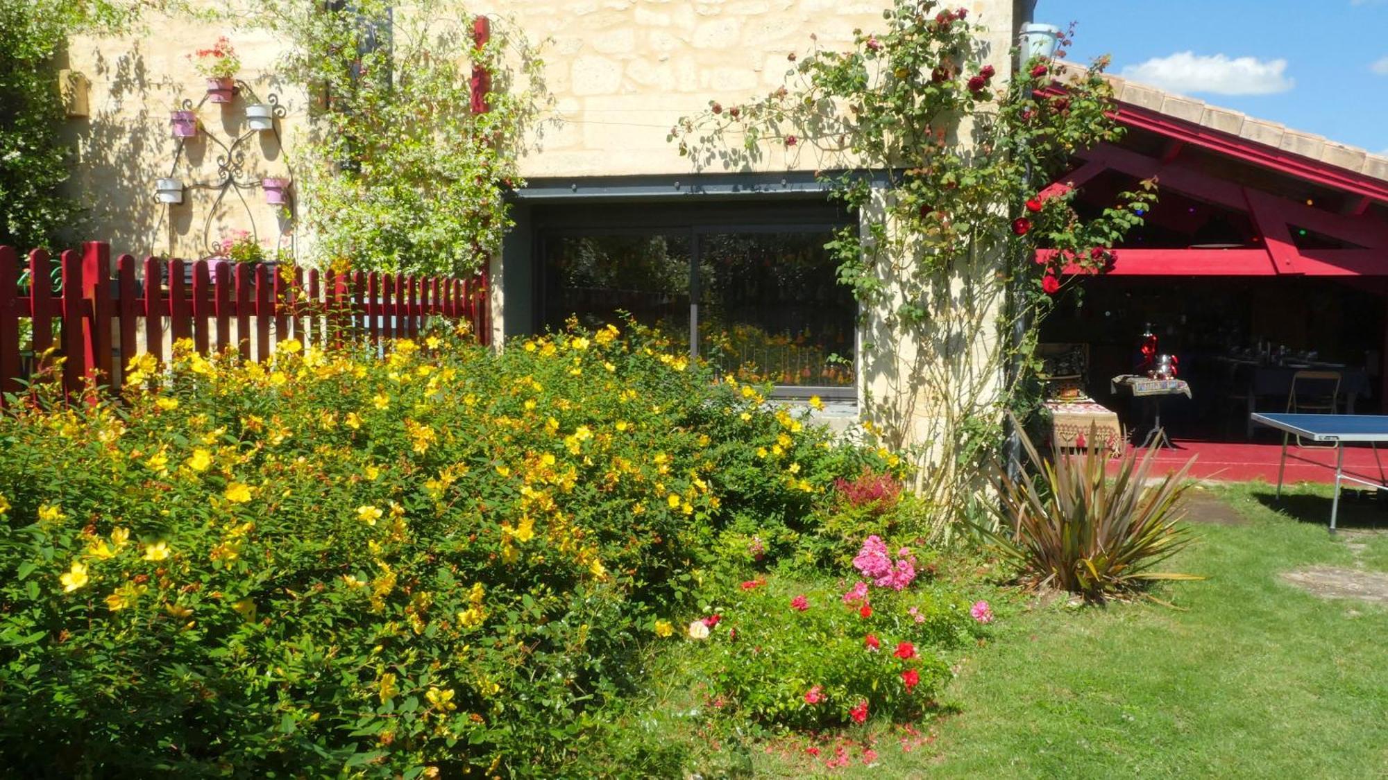 Les Jardins D'Ispahan Prignac-et-Marcamps Buitenkant foto